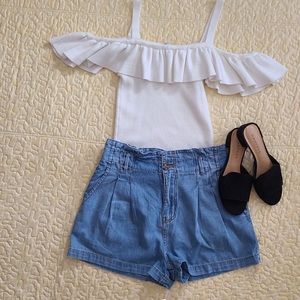 Open shoulder Ruffle Knit Top